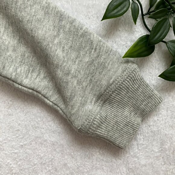 Baby Gap Fuzzy Bear Sherpa Sweatshirt 6-12M | Neutral Grey Cozy Fall Top VGUC - Picture 8 of 16
